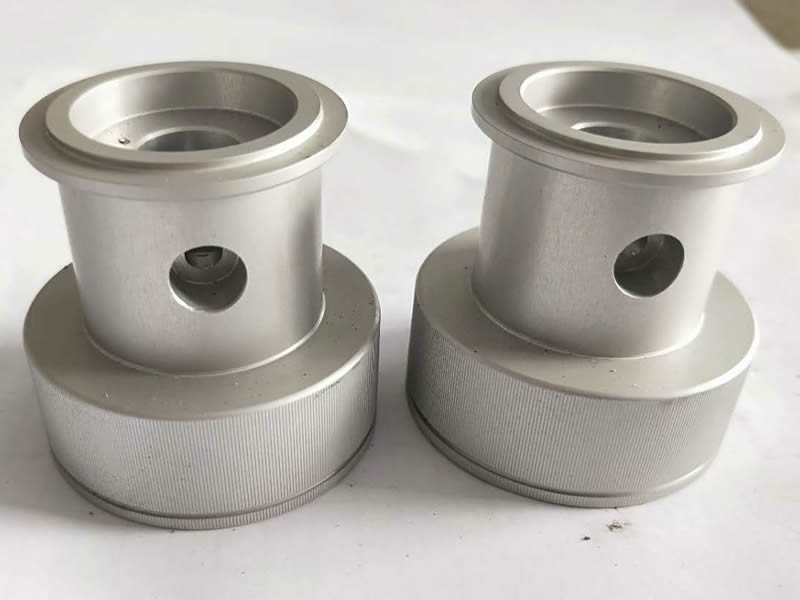 從哪些方面了解鑒定電子散熱器...